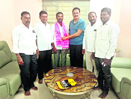 సంక్షిప్తం4