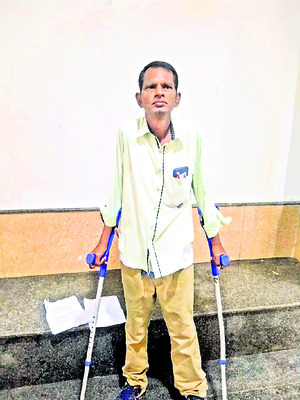 ఖాళీ స్థలాలు శుభ్రం చేయించాలి 
1