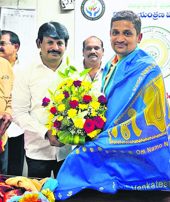 మద్యం దుకాణానికి  రీ నోటిఫికేషన్‌ 
1