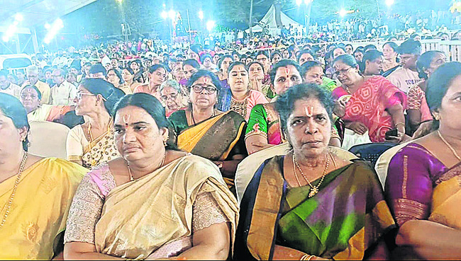 అంగరంగ వైభవంగా శ్రీవారి కల్యాణం 1