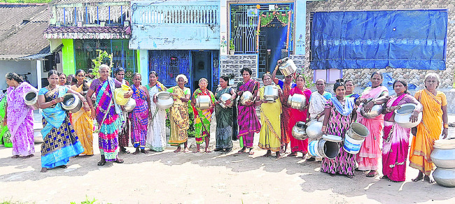 ఇది ఒంటూరు కథ 1