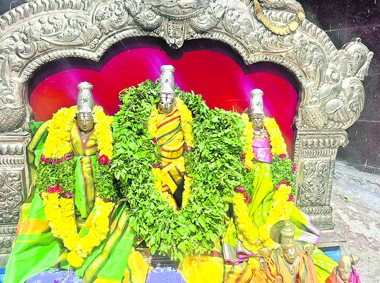 నేటినుంచి జీడికల్‌ జాతర1