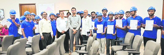 సత్వరం పరిష్కరించాలి 2