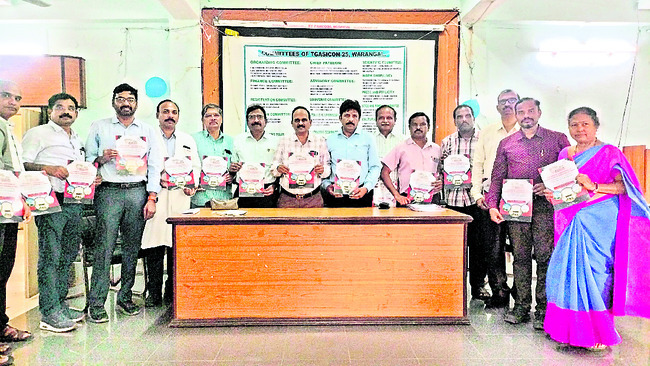 కొనుగోలు కేంద్రాల్లోనే ధాన్యం విక్రయించాలి3