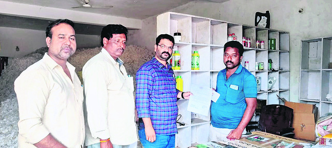 ఫీజు రీయింబర్స్‌మెంట్‌  విడుదల చేయాలి1