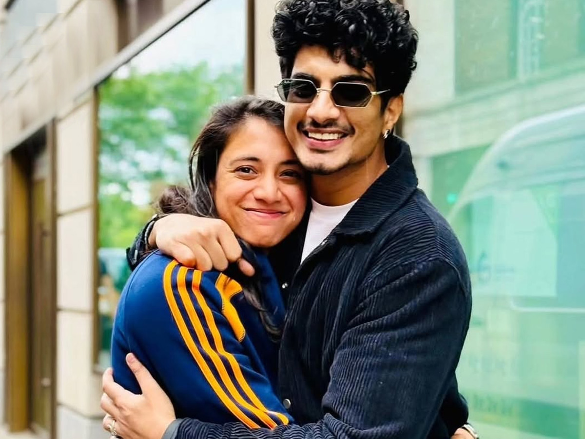 Smriti Mandhana Historic Win Celebrated by Her Boyfriend Photos6