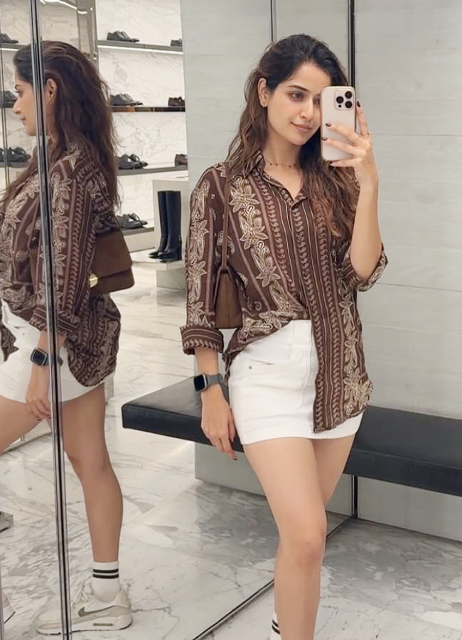 Ashika Ranganath's Barcelona trip (photos)2