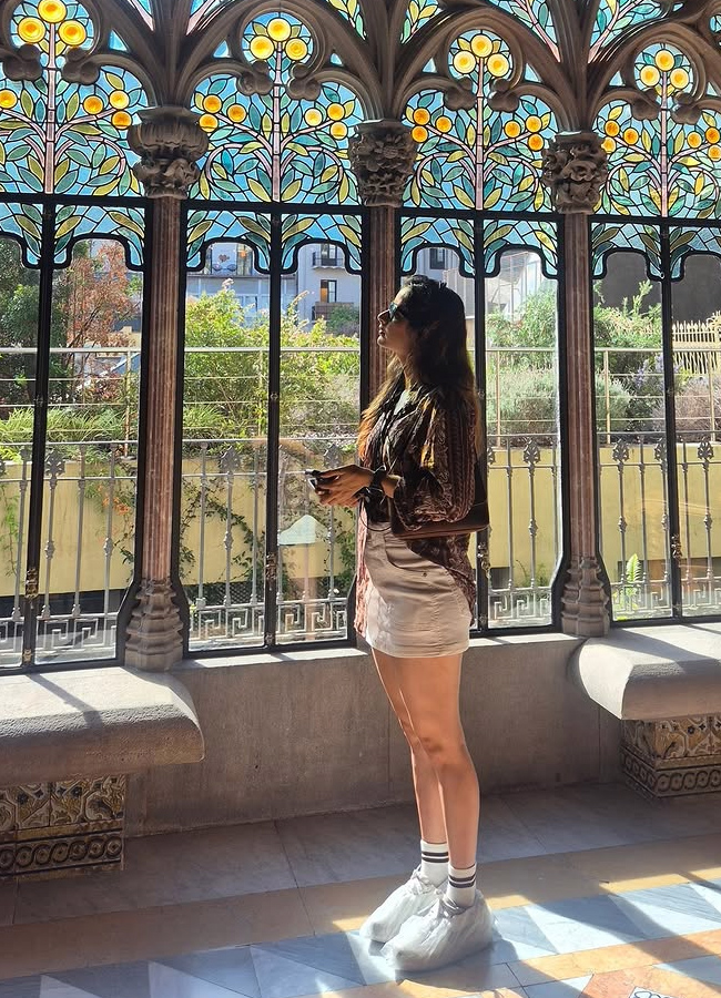 Ashika Ranganath's Barcelona trip (photos)3
