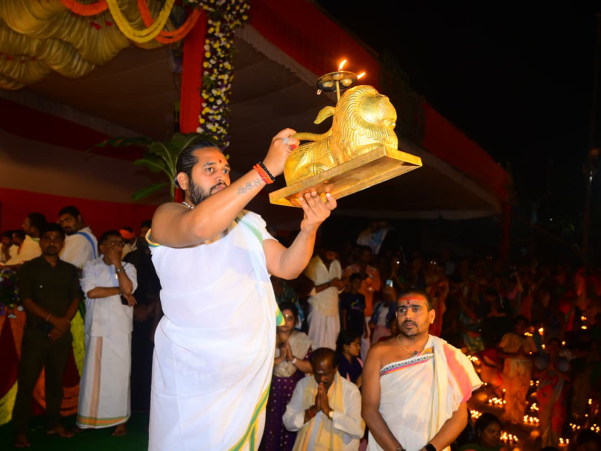 Devotional : Laksha Deepotsavam In Srisailam Photos12