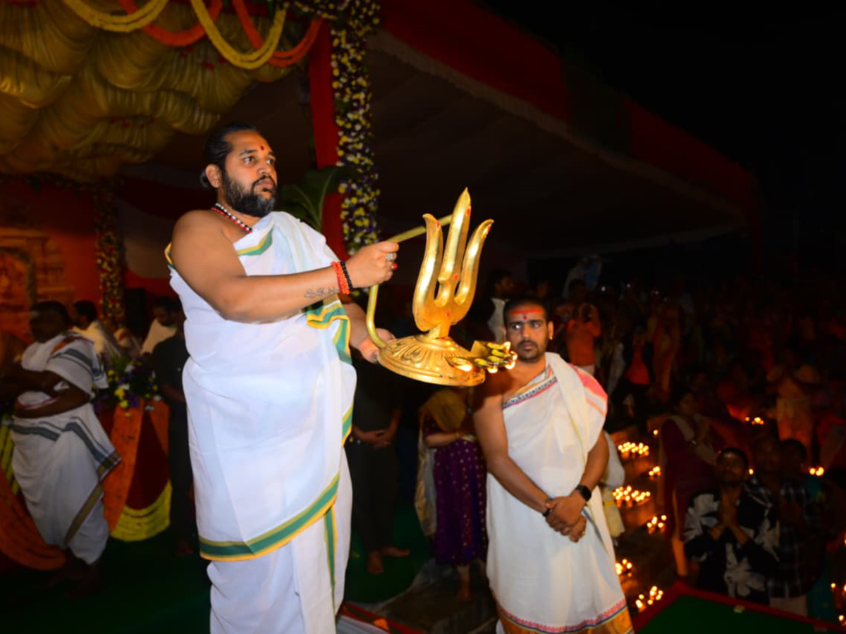 Devotional : Laksha Deepotsavam In Srisailam Photos13