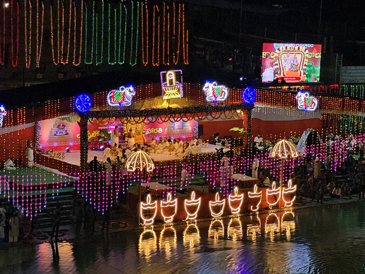 Devotional : Laksha Deepotsavam In Srisailam Photos2