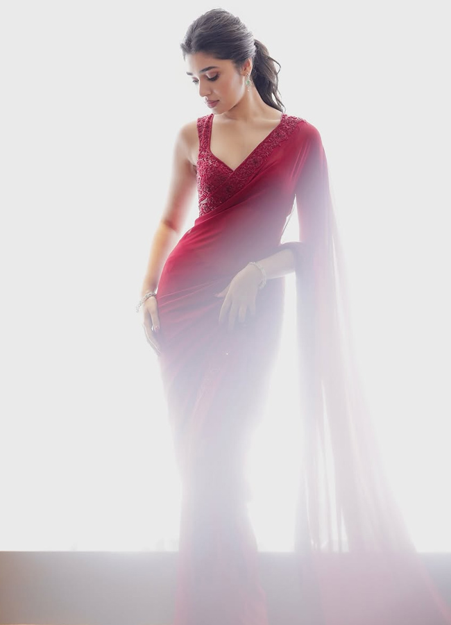 Krithi Shetty gorgeous in red rose dress: Photos11
