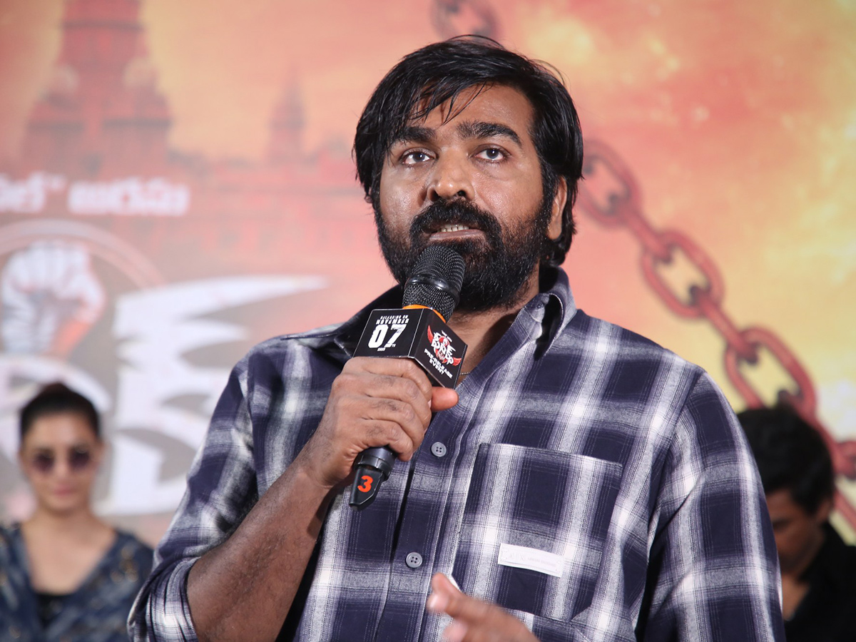 Phoenix Movie Pre Release Event Photos14