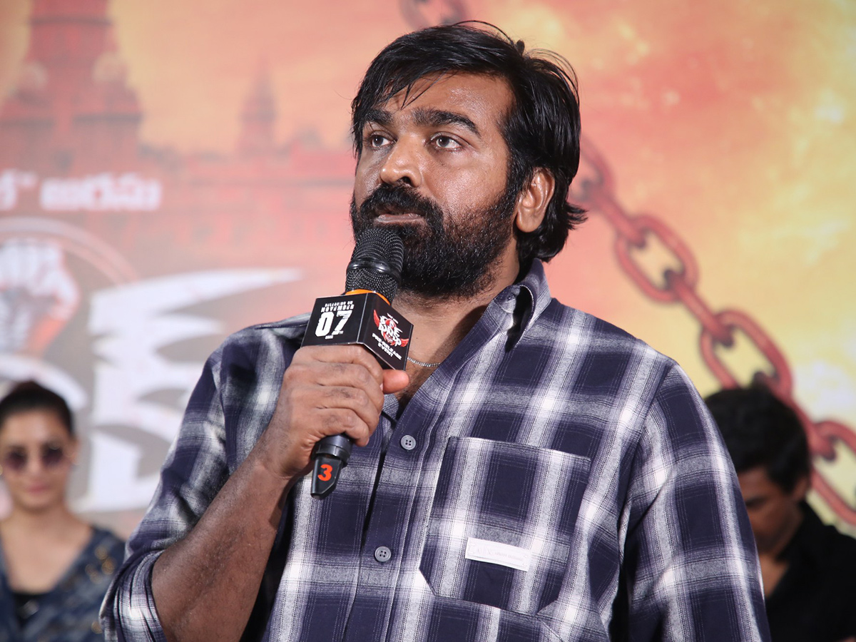 Phoenix Movie Pre Release Event Photos15