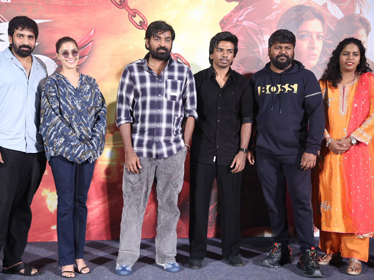 Phoenix Movie Pre Release Event Photos21