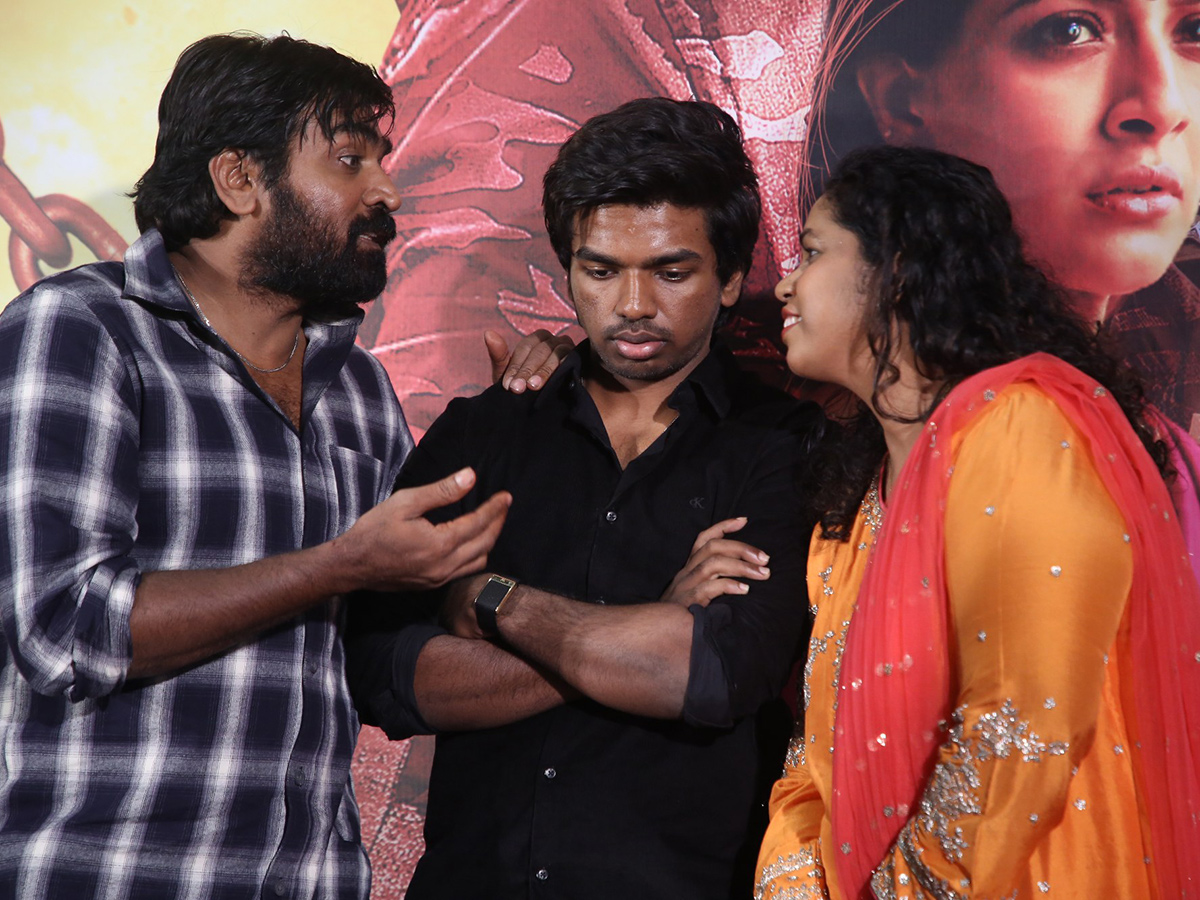 Phoenix Movie Pre Release Event Photos9