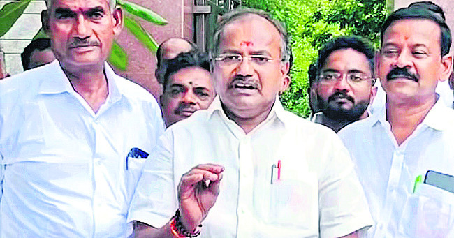 పీఎంకే ఎమ్మెల్యే అరుల్‌పై దాడి 1