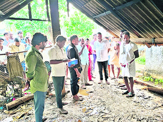 అగ్ని ప్రమాదంలో మూగజీవాలు మృతి 1