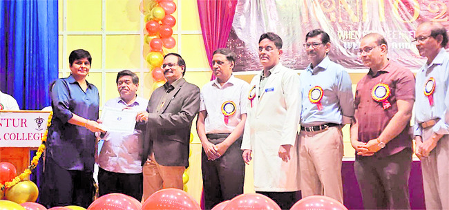 అమ్మవారికి గాజులతో  అలంకరణ  1