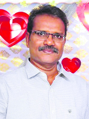  ఎక్సమస్‌ జాన్‌, అధ్యక్షుడు1