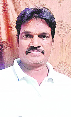  ఎక్సమస్‌ జాన్‌, అధ్యక్షుడు2