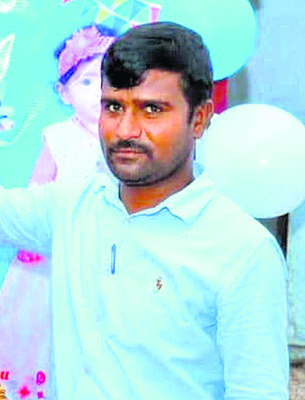 ఉరేసుకుని ఒకరు ఆత్మహత్య1