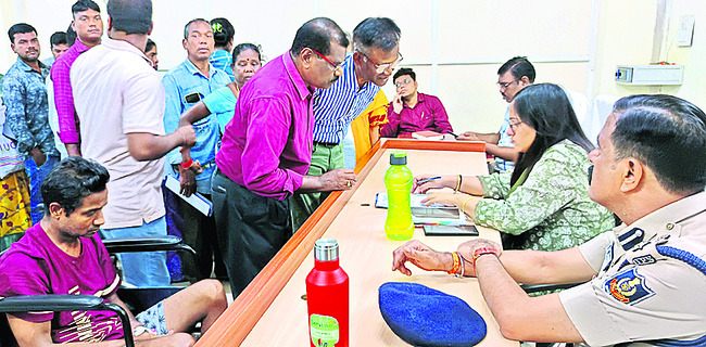 వినతుల వెల్లువ 3