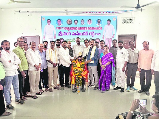 మళ్లీ వర్షం.. రైతుల పరేషాన్‌
1