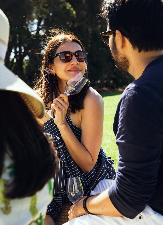 Kajal Aggarwal chills on family vacation trip photos14