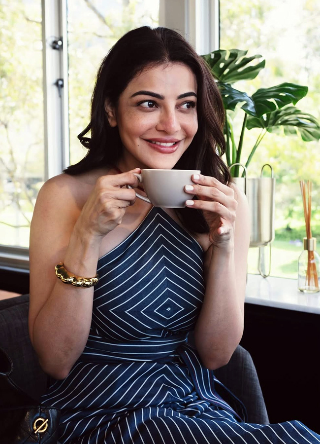 Kajal Aggarwal chills on family vacation trip photos3