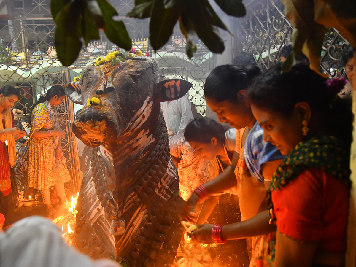 Karthika Pournami 2022 Celebrations Pushkar Ghat Rajahmundry17
