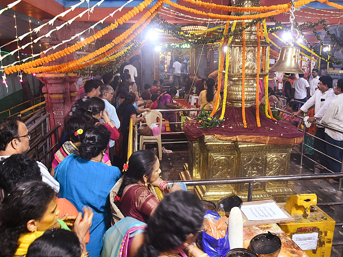 Karthika Pournami Temple Crowded with Devotees Photos21