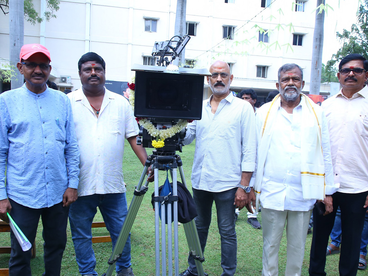 KumbhaMela Fame Monalisa Bhonsle Tollywood Movie Opening3