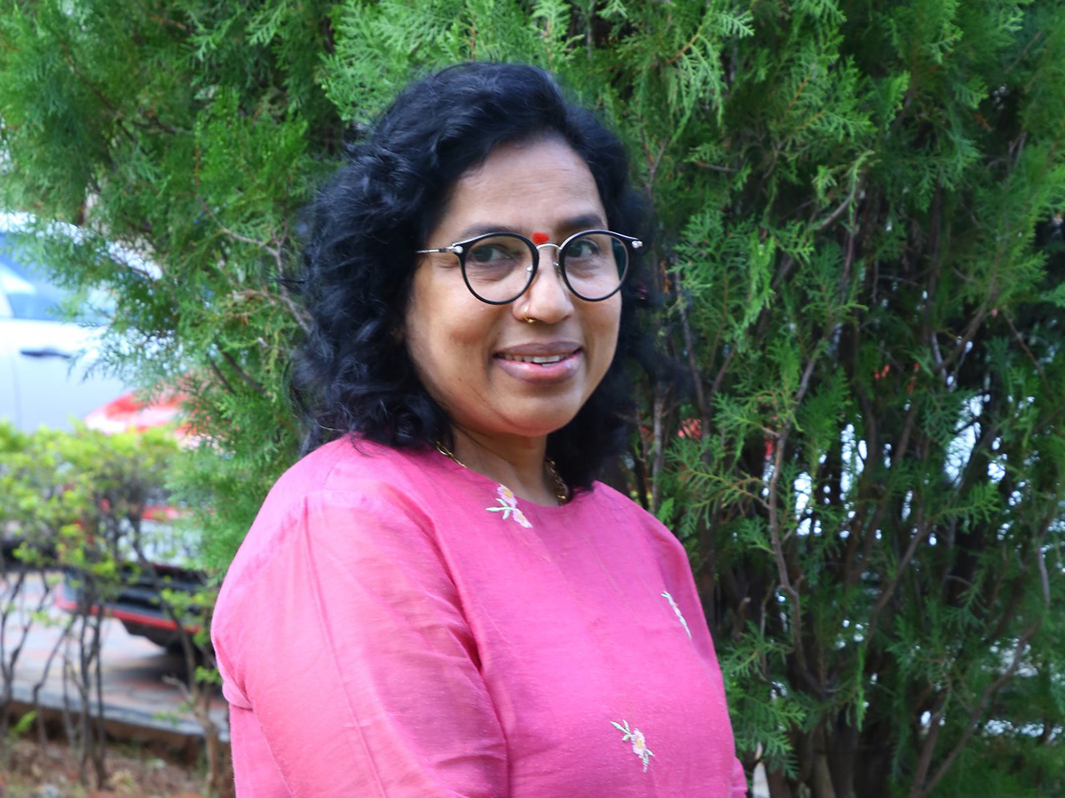 KumbhaMela Fame Monalisa Bhonsle Tollywood Movie Opening8