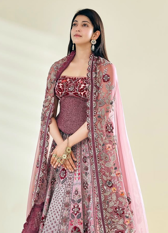 telugu actress Pranitha shines in a green lehenga 16