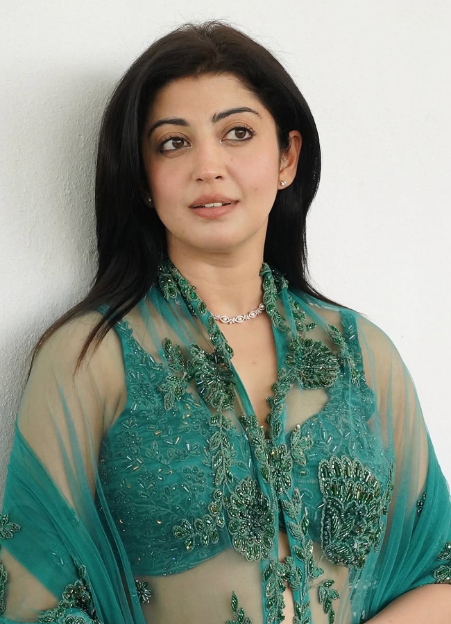 telugu actress Pranitha shines in a green lehenga 10