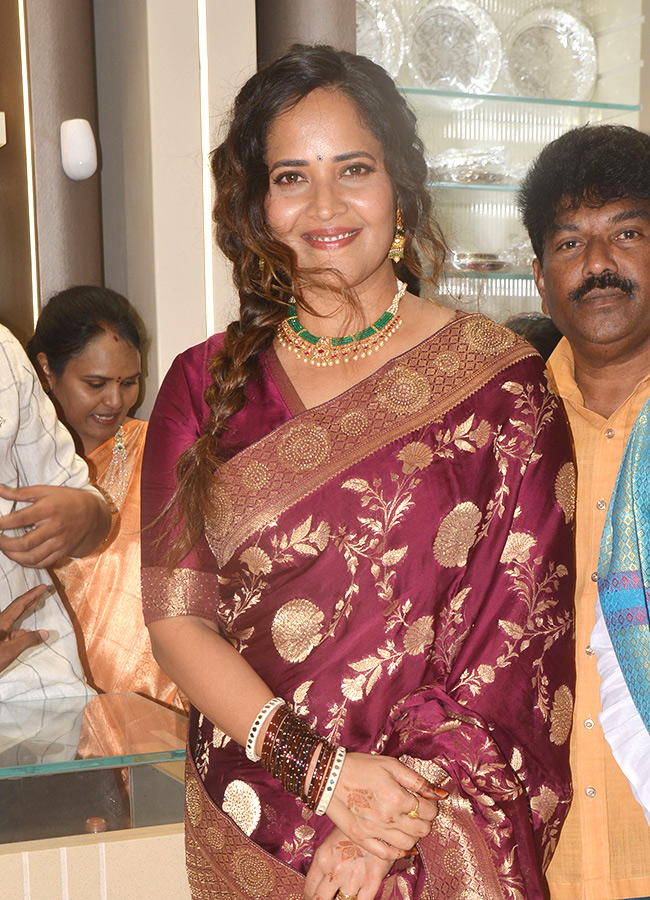 Tollywood Actress Anasuya Bharadwaj In Suryapet Photos22