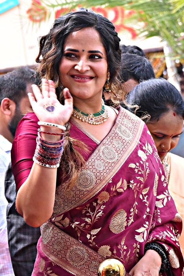 Tollywood Actress Anasuya Bharadwaj In Suryapet Photos4