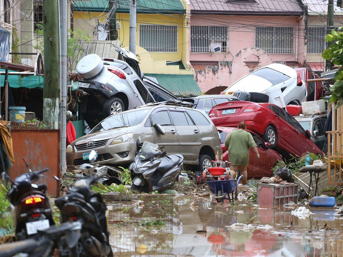 Typhoon Kalmaegi Affects Philippines Photos24