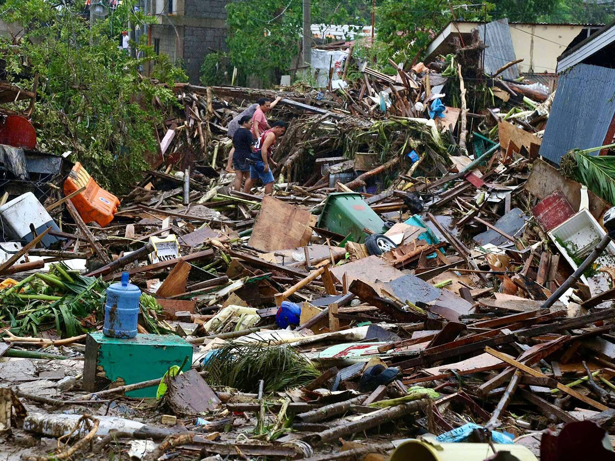 Typhoon Kalmaegi Affects Philippines Photos3