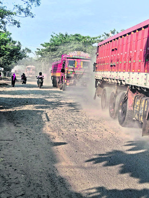 పరుగులు తీస్తూ..1