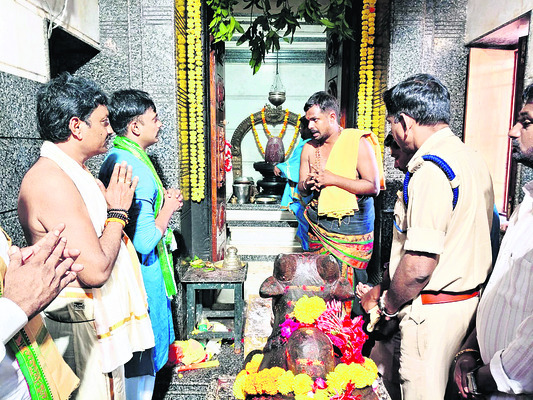 వైభవంగా చండీహోమం1