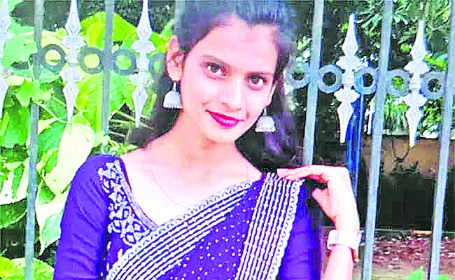 పులి, చిరుత, మొసలి..   ఆ గ్రామస్తులు హడల్‌   3