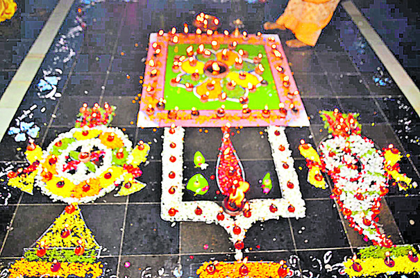 కార్తిక పౌర్ణమి ప్రత్యేక పూజలు 1