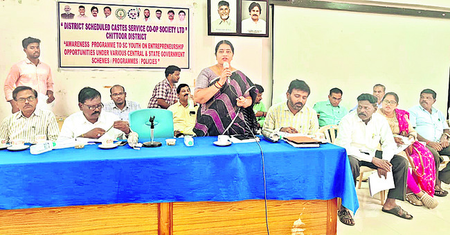 రాష్ట్రస్థాయి పోటీలకు డీఎంపురం విద్యార్థి 
1