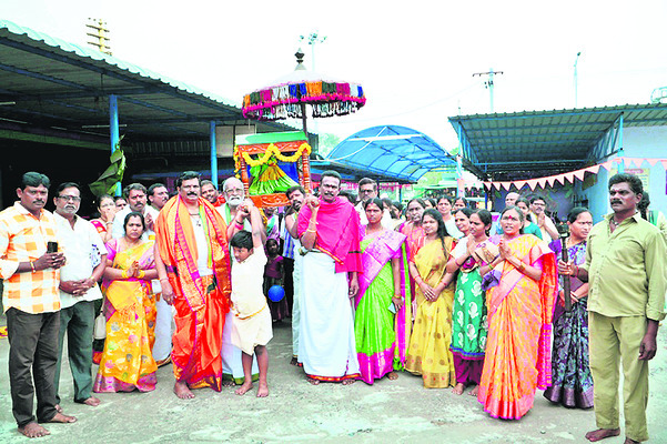 వైభవంగా చండీహోమం2