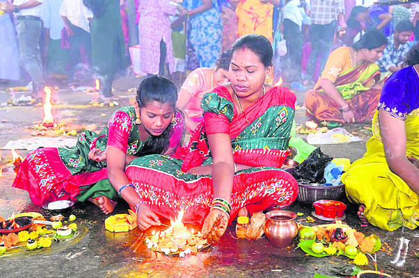 ‘కార్తిక’ జాతర
2