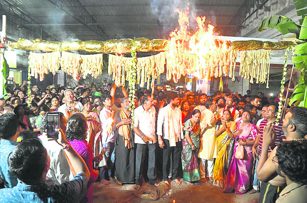 ‘కార్తిక’ జాతర
1