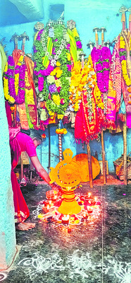 వీరారాధన ఉత్సవాలకు అంకురార్పణ 1