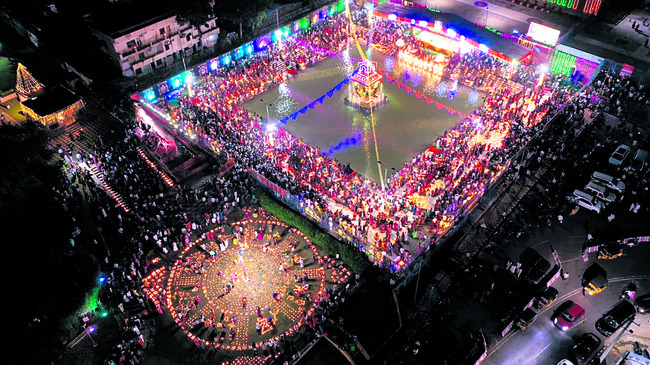 మల్లన్న క్షేత్రం.. దేదీప్యమానం1